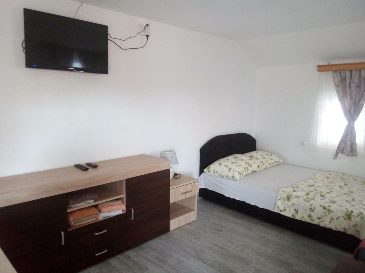 Apartmani "Babici" Banja Luka Ngoại thất bức ảnh